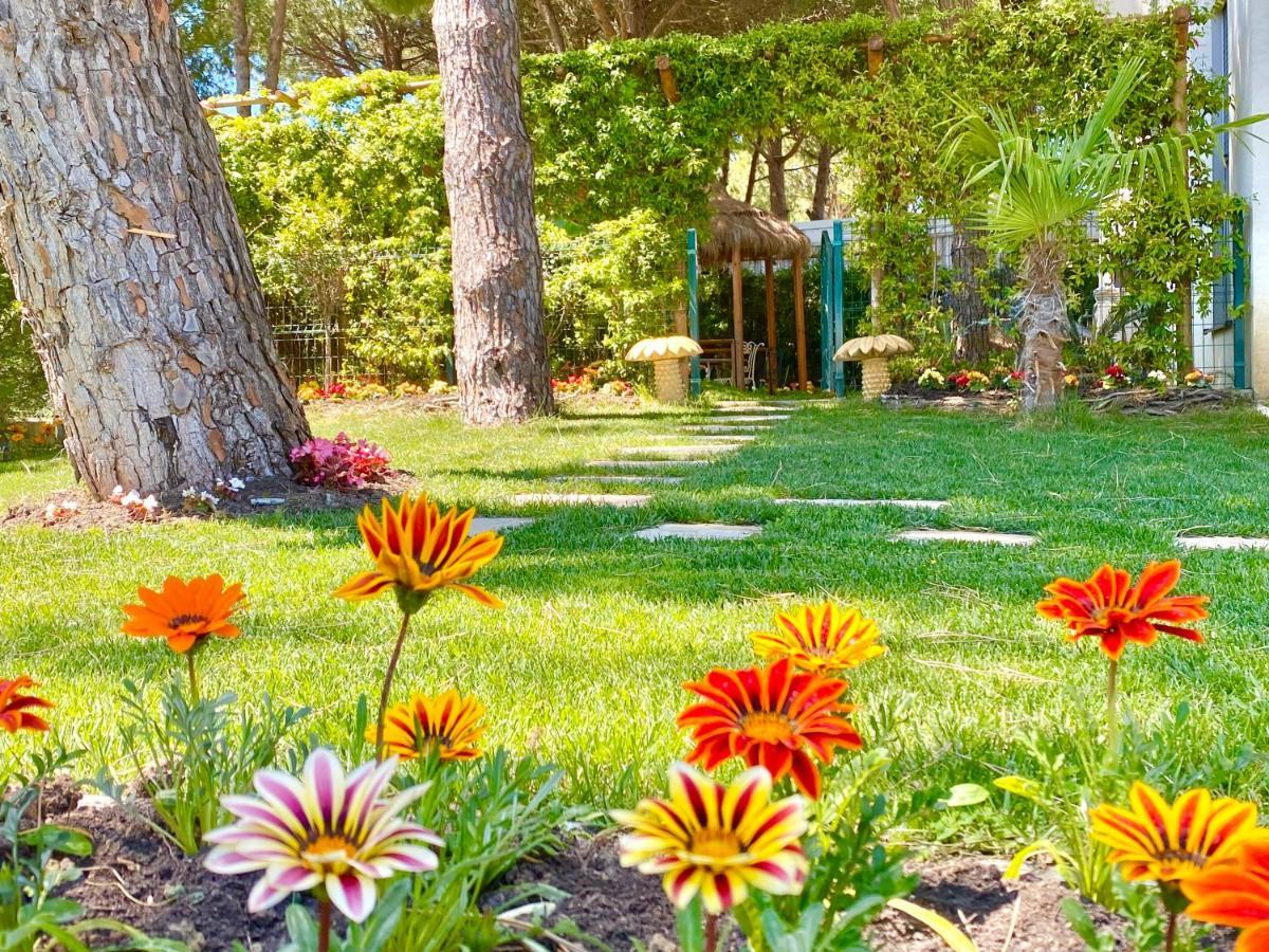 Beach Garden Paradise Durrës Exterior foto